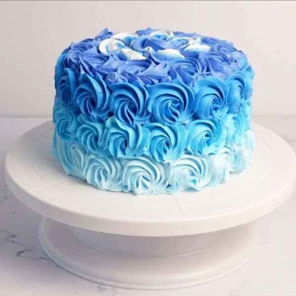 blue-ombre-cake.jpg