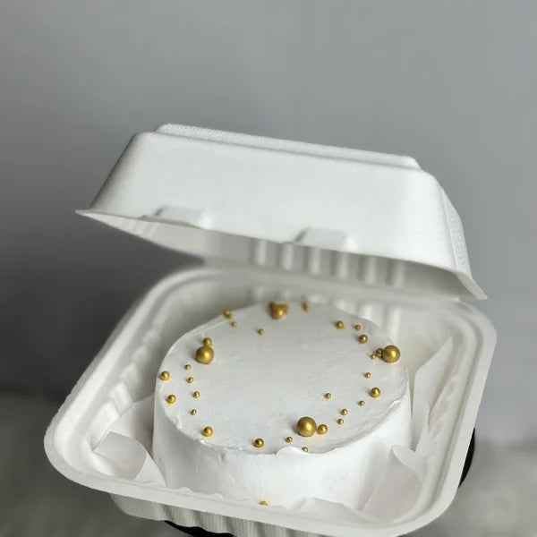 Golden Crunch Bento Cake